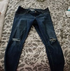 Isabel Ripped Maternity Jeans (Target) size 4 or 6